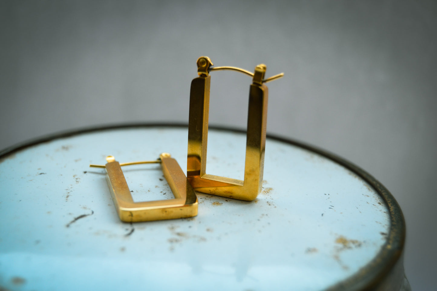 Square huggie Earring
