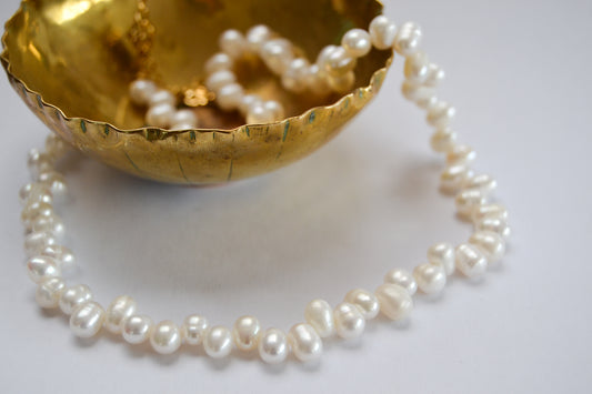 Irregular Pearl Necklace