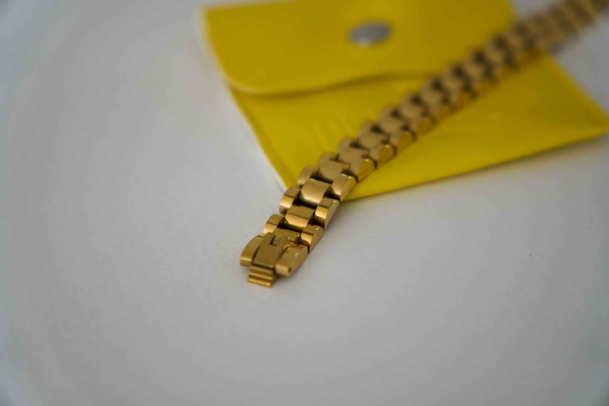 Gold president link bracelet worn on wrist, 18k gold plated stainless steel, Mac&Coco South Africa